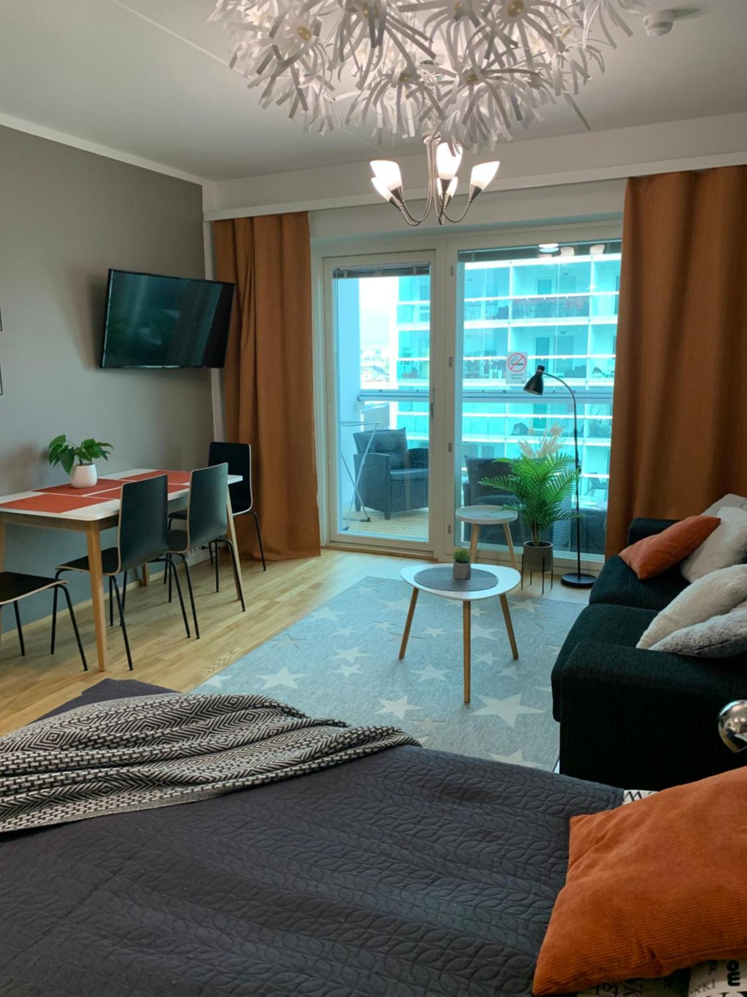 Starhomes Studio Apartments Oulu Esterno foto